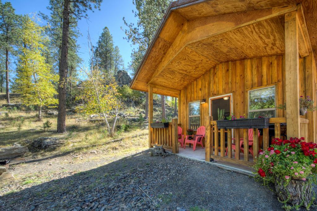Вилла Yak Ridge Cabins And Farmstead By Mount Rushmore Кистон Экстерьер фото